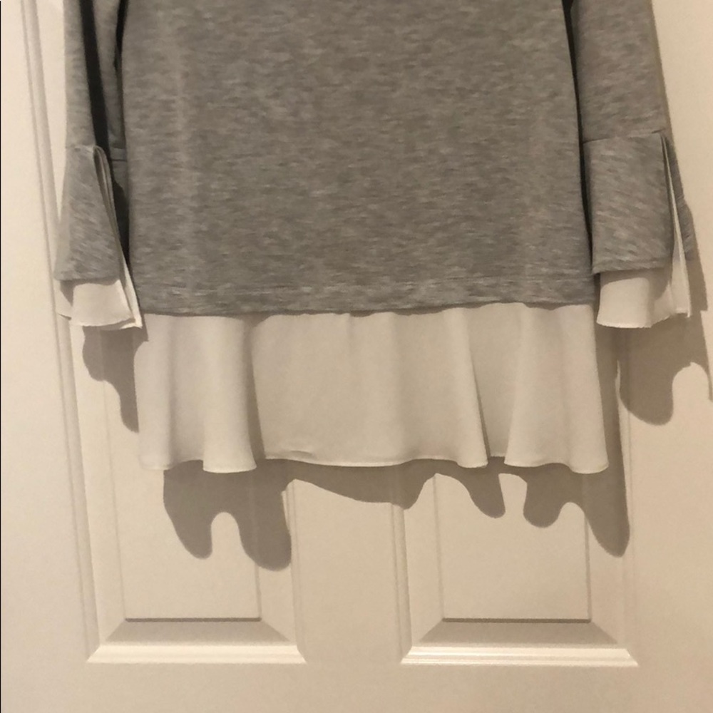 Jones New York Ruffle Shirt - Picture 2 of 4
